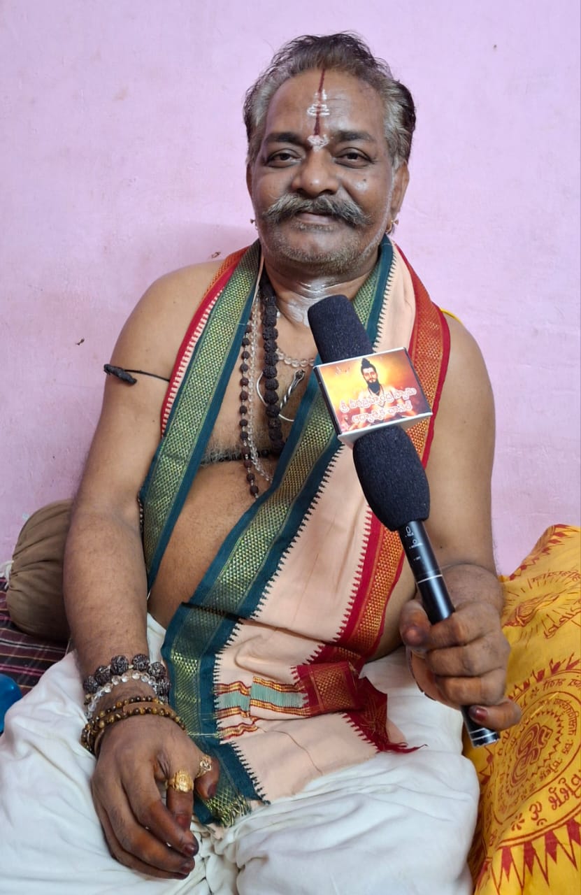 Brahmasri Pavuluri Sreenivasachary